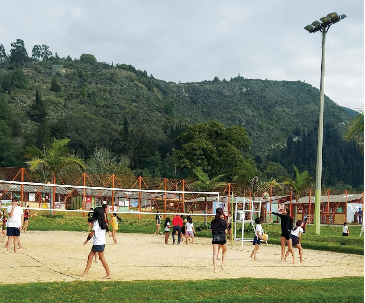 Cursos Vacacionales Colegio Refous