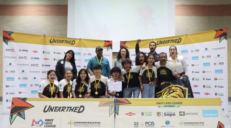 ¡Felicitaciones a nuestro equipo REFOUSINNOVA! 